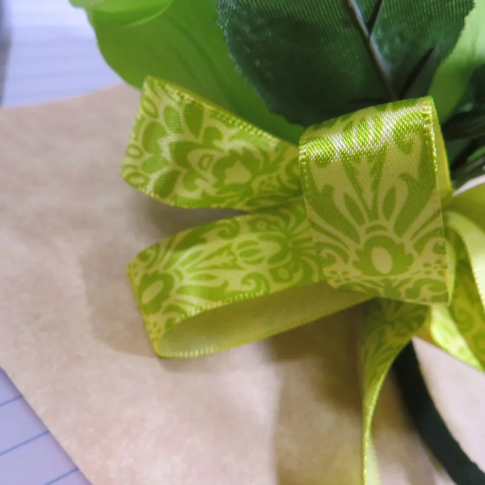 (1) Green Rose boutonniere with baby's breath Faux flower